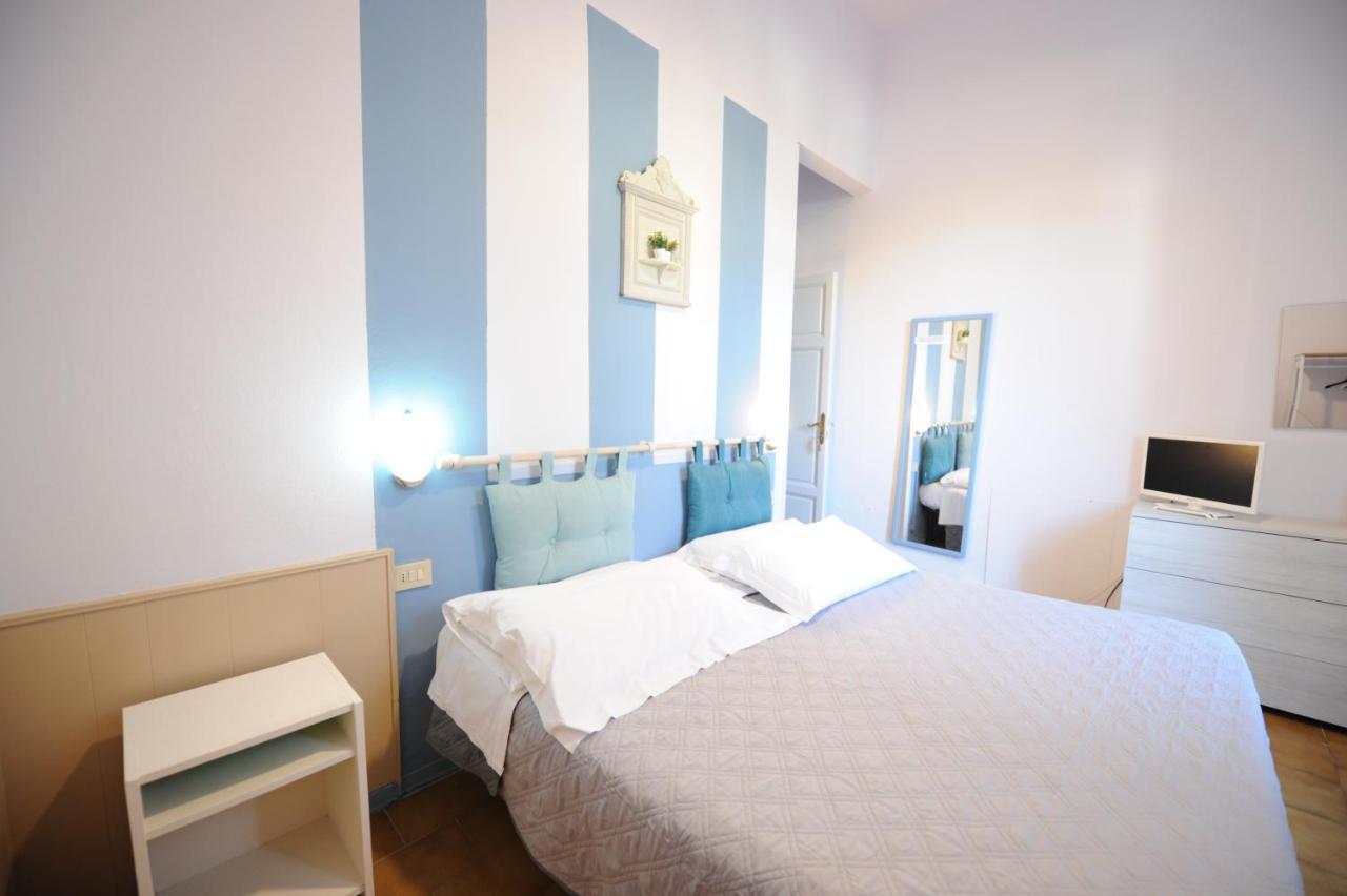 Hotel Le Giare Marina di Pietrasanta Bagian luar foto