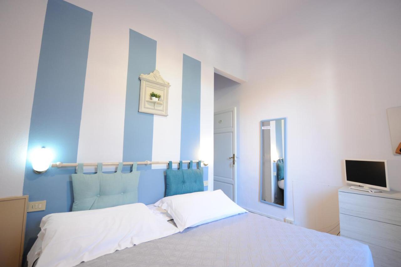 Hotel Le Giare Marina di Pietrasanta Bagian luar foto